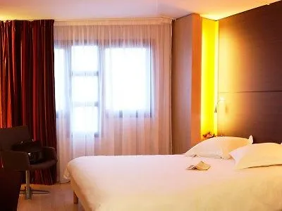 Oceania Nantes Aeroport Otel